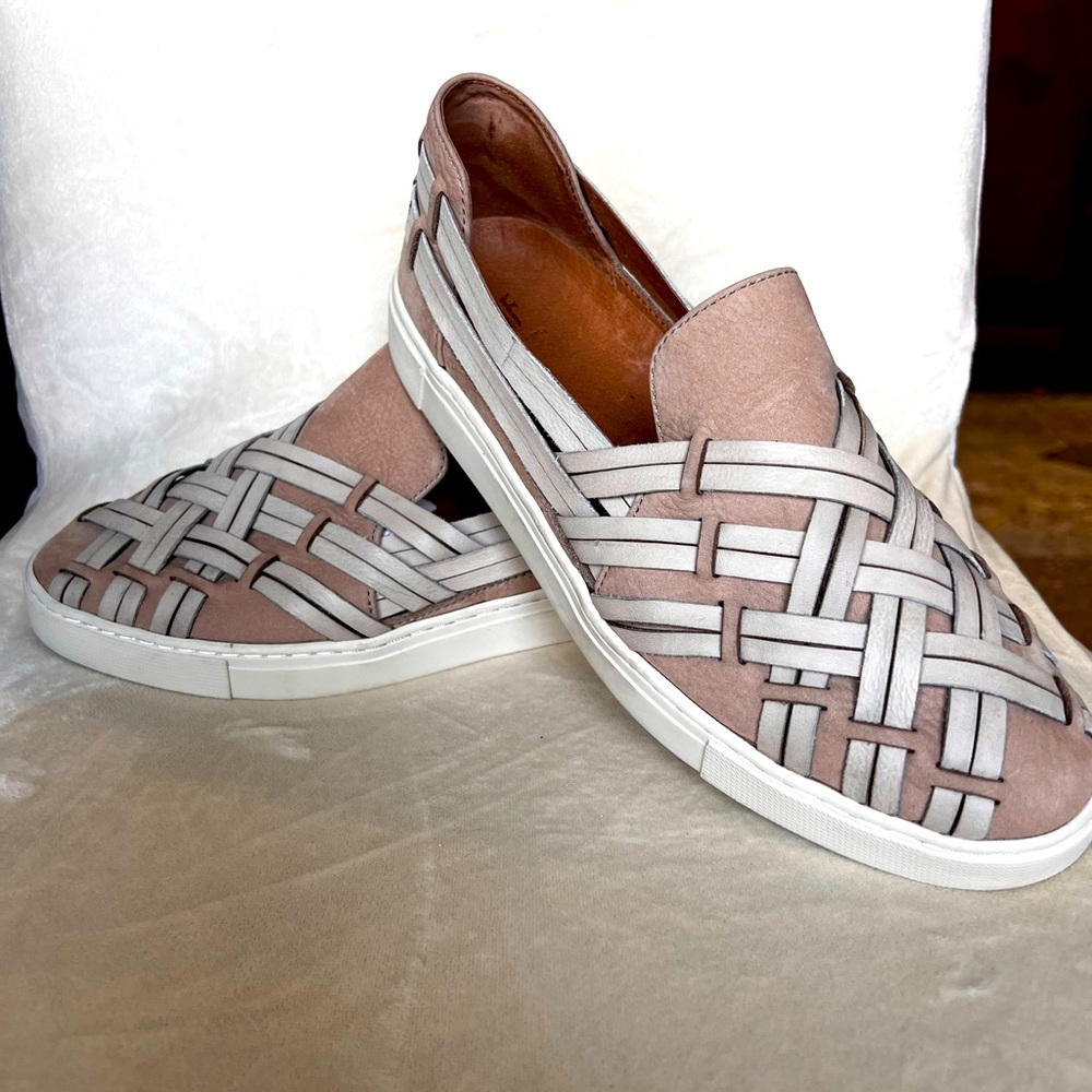 COPY - Frye Ivy Huarache Leather Slip On Sneakers Off White Beige